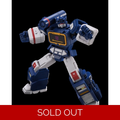 Soundwave: Flame Toys Transformers Furai Model Kit